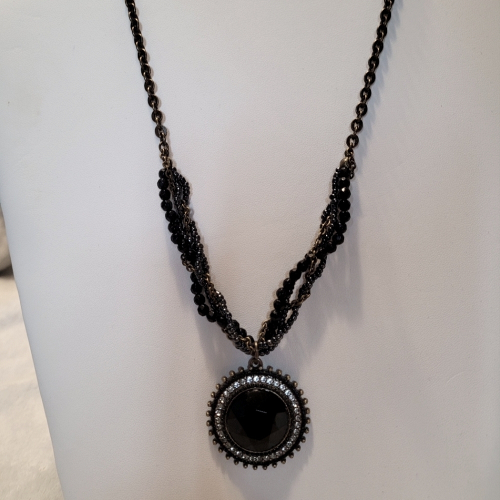 Vintage NRT Avon Necklace